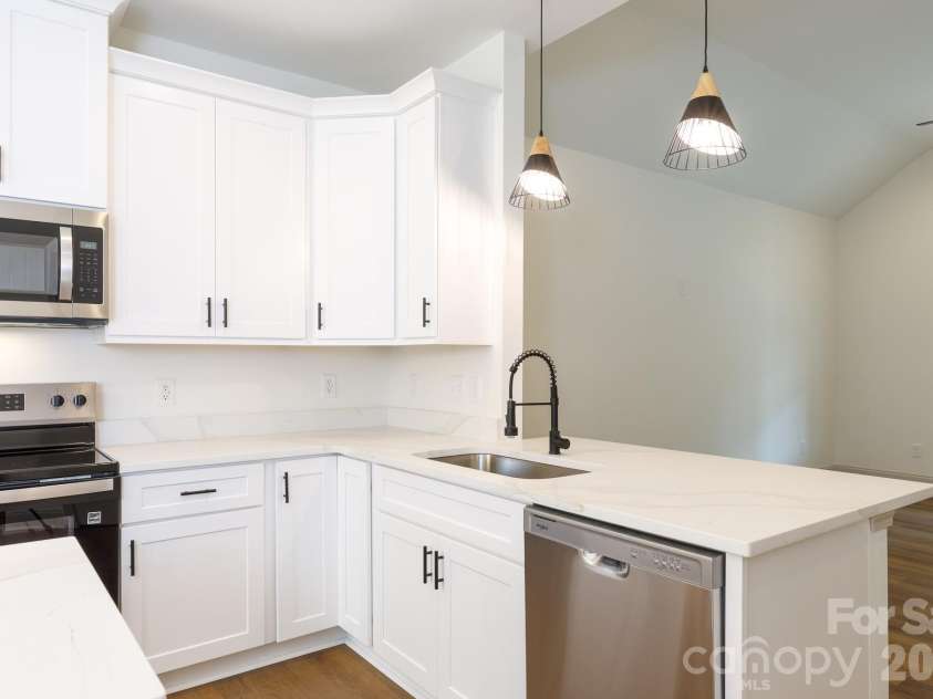 107 Brown Street, Clover, SC 29710.  MLS# CAR4363836, YatesRealty ID 16197. 