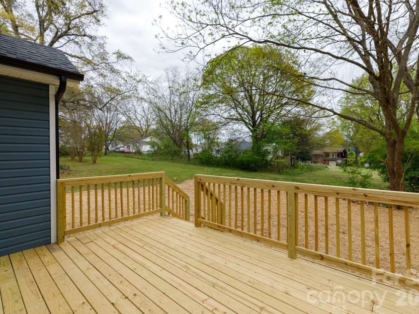 107 Brown Street, Clover, SC 29710.  MLS# CAR4363836, YatesRealty ID 16197. 