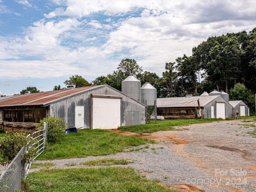 12136 Renee Ford Road, Stanfield, NC 28163.  MLS# CAR4165972, YatesRealty ID 162. 3 operating turkey houses call LA for tour or additional information