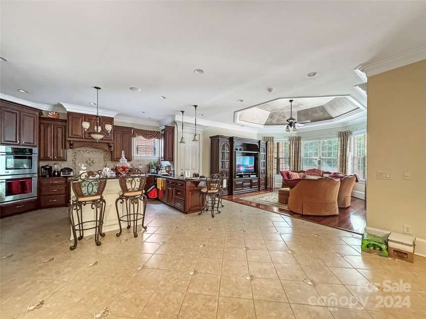 9100 Woodhall Lake Drive, Waxhaw, NC 28173.  MLS# CAR4151190, YatesRealty ID 162. 