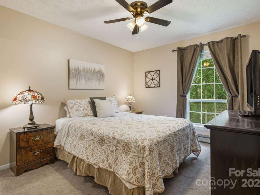 102 Aycock Street, Black Mountain, NC 28711.  MLS# CAR4291780, YatesRealty ID 1620. 