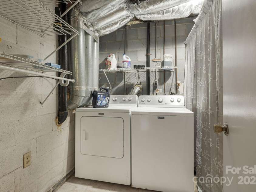 102 Aycock Street, Black Mountain, NC 28711.  MLS# CAR4291780, YatesRealty ID 1620. 