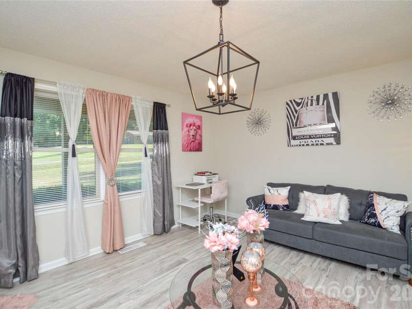 97 Robin Road, Wadesboro, NC 28170.  MLS# CAR4371322, YatesRealty ID 16202. 