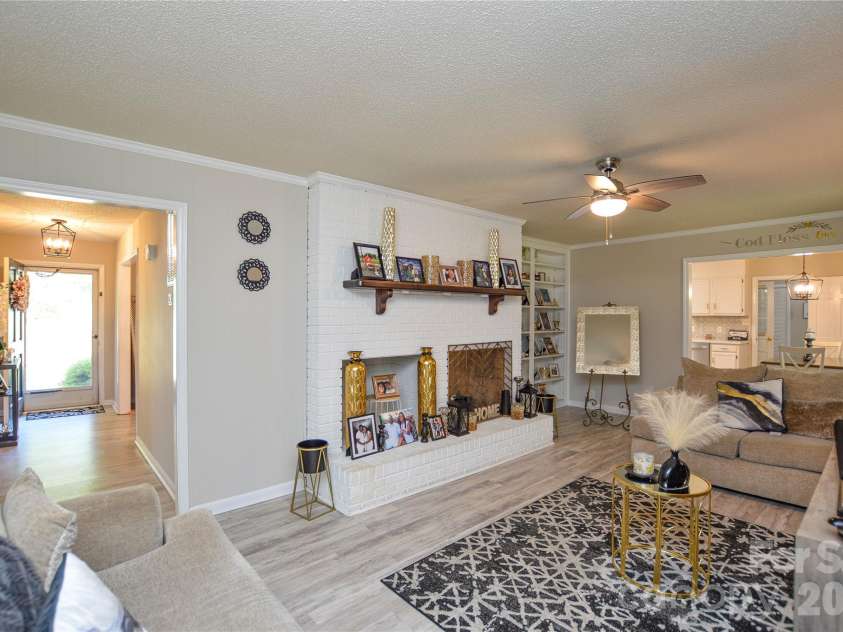 97 Robin Road, Wadesboro, NC 28170.  MLS# CAR4371322, YatesRealty ID 16202. 