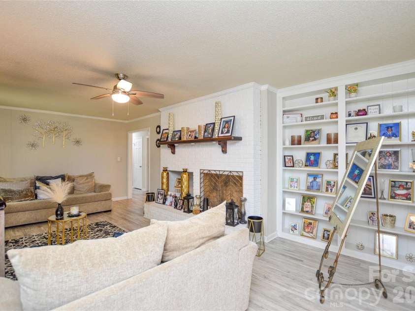 97 Robin Road, Wadesboro, NC 28170.  MLS# CAR4371322, YatesRealty ID 16202. 