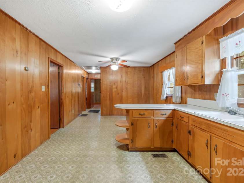 208 Lipe Road, Troutman, NC 28166.  MLS# CAR4263881, YatesRealty ID 16203. Kitchen