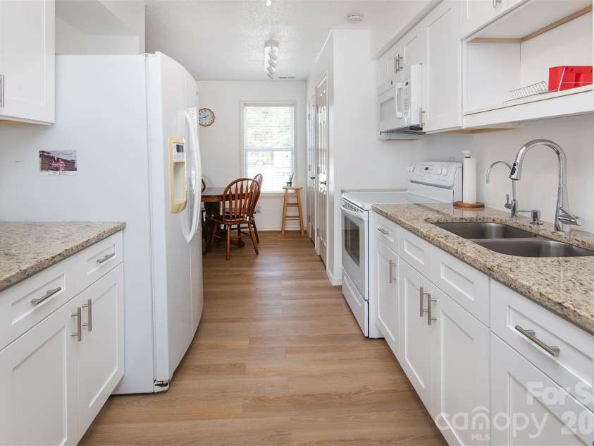 103 Bluebird Court, Rockingham, NC 28379.  MLS# CAR4306670, YatesRealty ID 16204. 