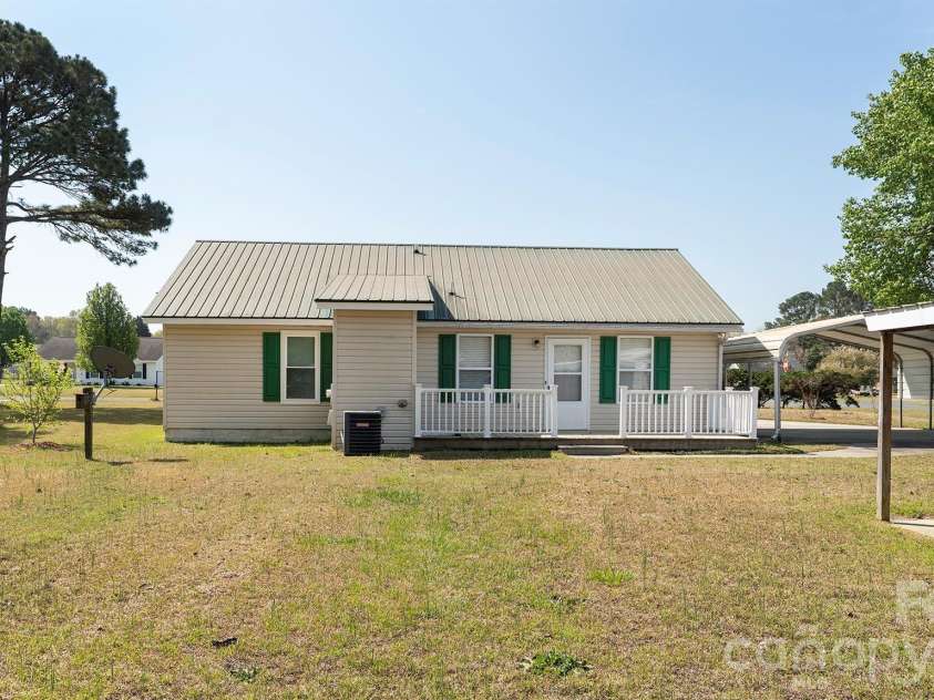 103 Bluebird Court, Rockingham, NC 28379.  MLS# CAR4306670, YatesRealty ID 16204. 