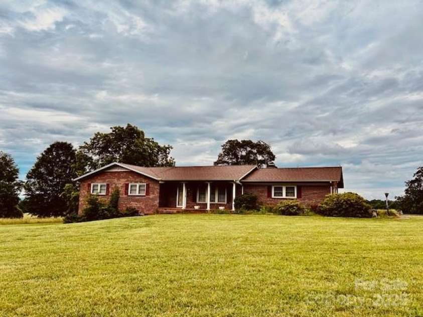6714 Old Shelby Road, Vale, NC 28168.  MLS# CAR4263451, YatesRealty ID 16205. 