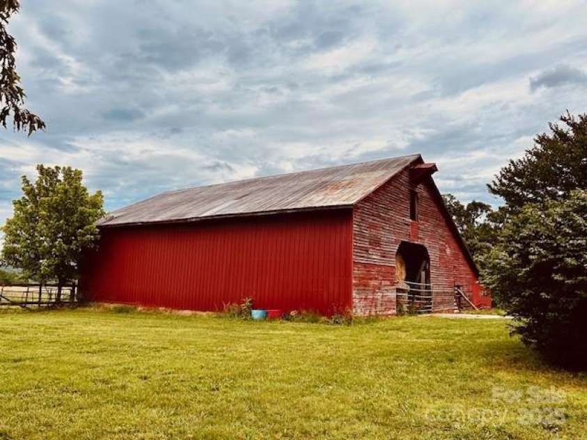 6714 Old Shelby Road, Vale, NC 28168.  MLS# CAR4263451, YatesRealty ID 16205. 