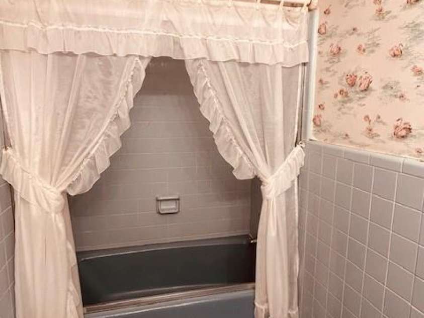 6714 Old Shelby Road, Vale, NC 28168.  MLS# CAR4263451, YatesRealty ID 16205. 