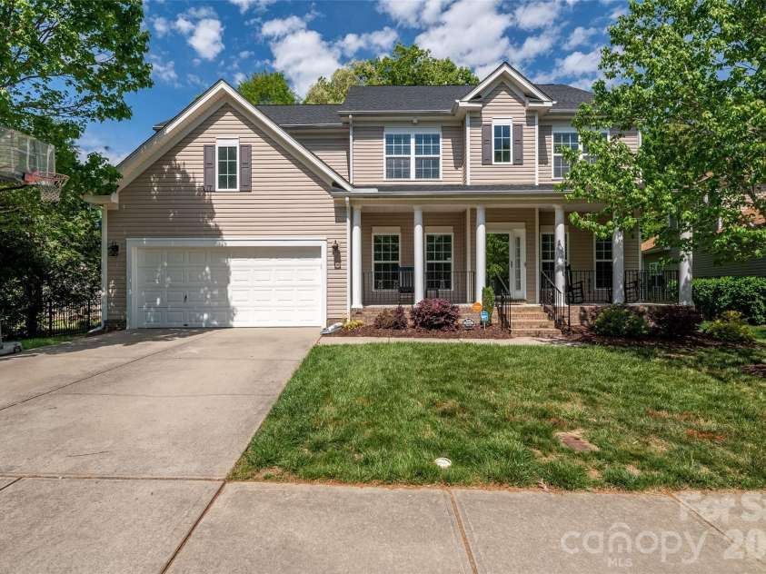 1112 Donelea Lane, Concord, NC 28027.  MLS# CAR4370877, YatesRealty ID 16206. 