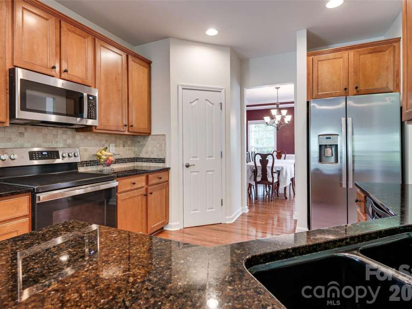 1112 Donelea Lane, Concord, NC 28027.  MLS# CAR4370877, YatesRealty ID 16206. 