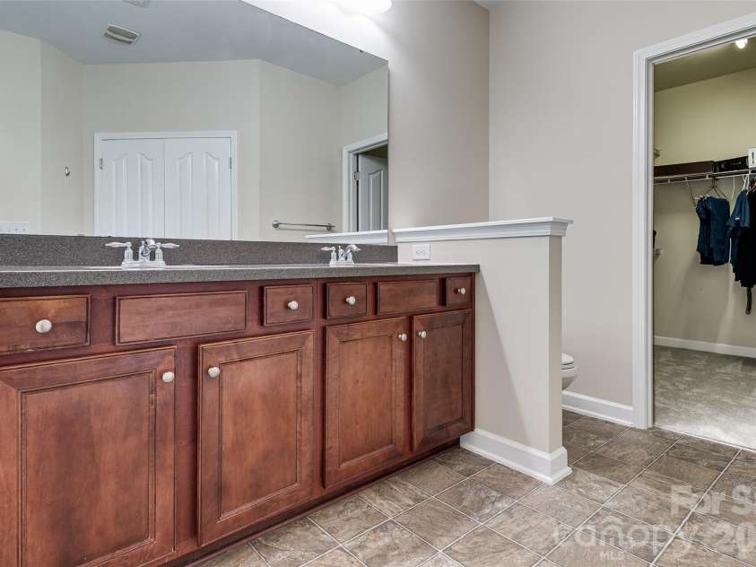1112 Donelea Lane, Concord, NC 28027.  MLS# CAR4370877, YatesRealty ID 16206. 