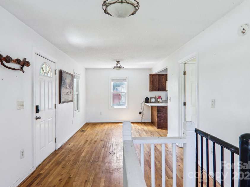 142 Substation Road, Canton, NC 28716.  MLS# CAR4258004, YatesRealty ID 16206. 