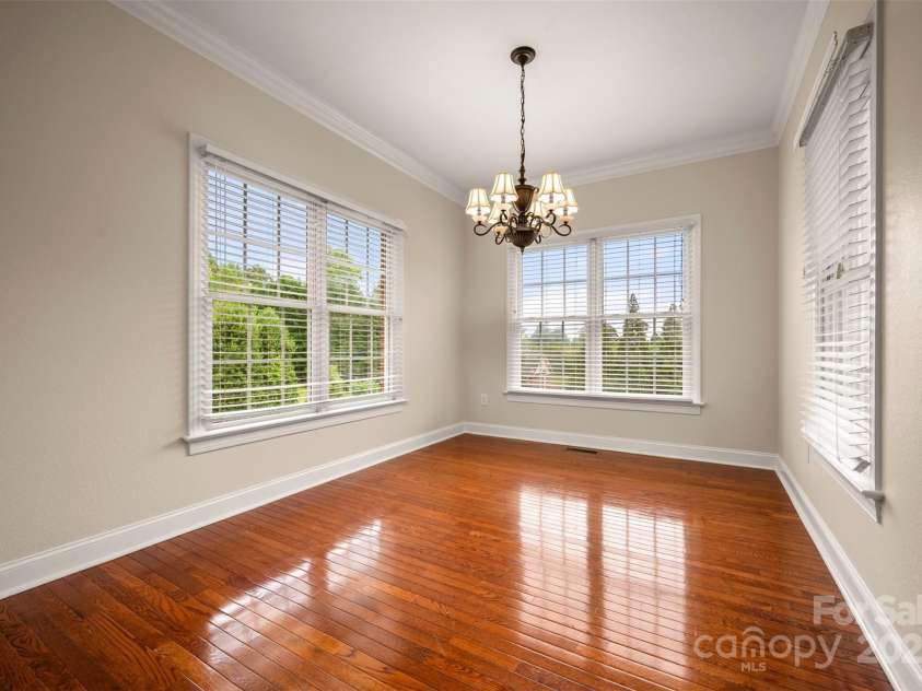 182 Kensington Drive, Forest City, NC 28043.  MLS# CAR4264053, YatesRealty ID 16207. Breakfast Room