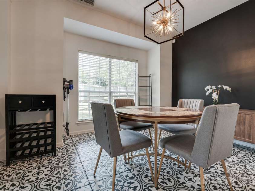 12007 Presnell Place, Charlotte, NC 28273.  MLS# CAR4365163, YatesRealty ID 16208. 