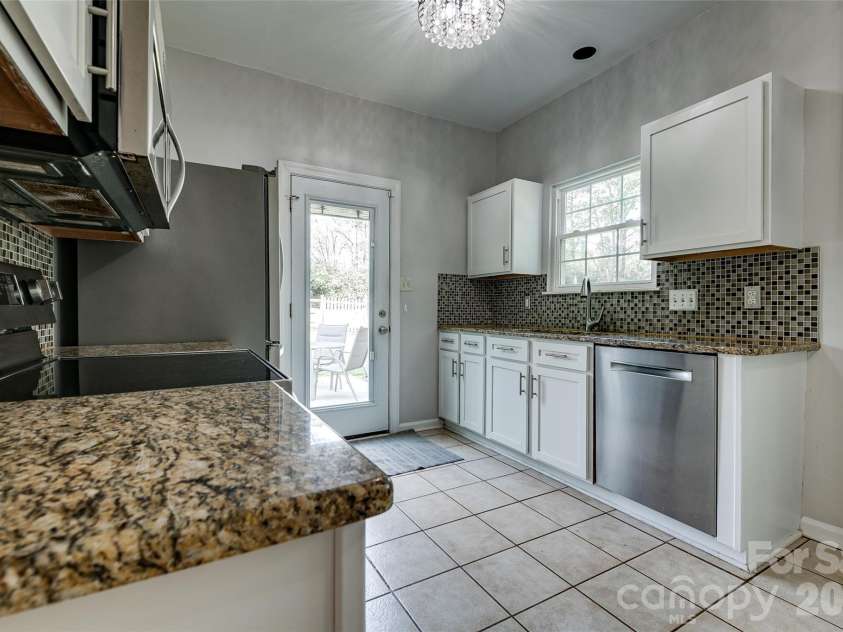 12007 Presnell Place, Charlotte, NC 28273.  MLS# CAR4365163, YatesRealty ID 16208. 