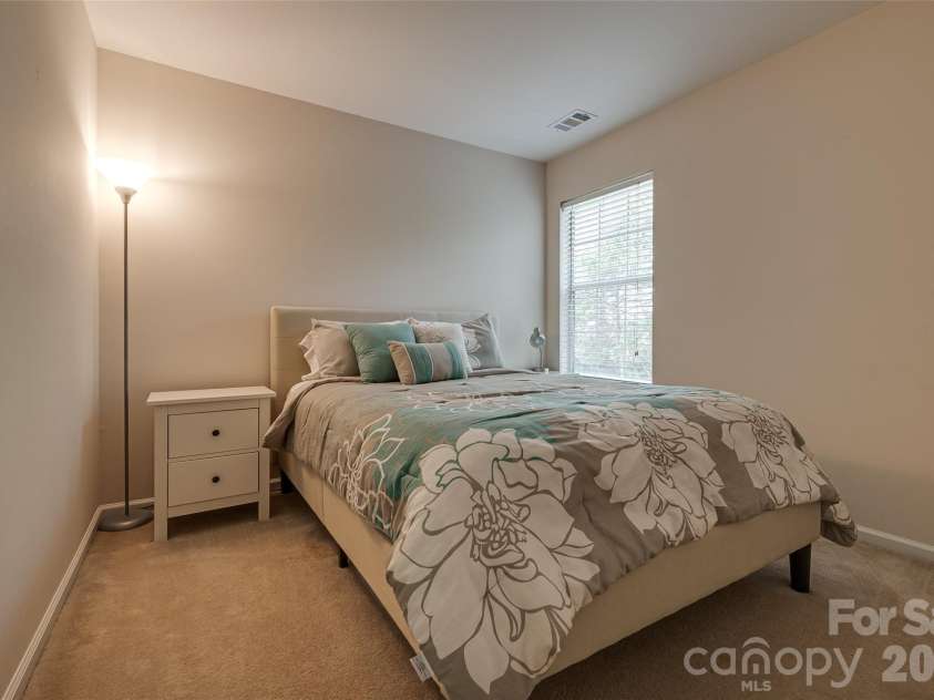12007 Presnell Place, Charlotte, NC 28273.  MLS# CAR4365163, YatesRealty ID 16208. 
