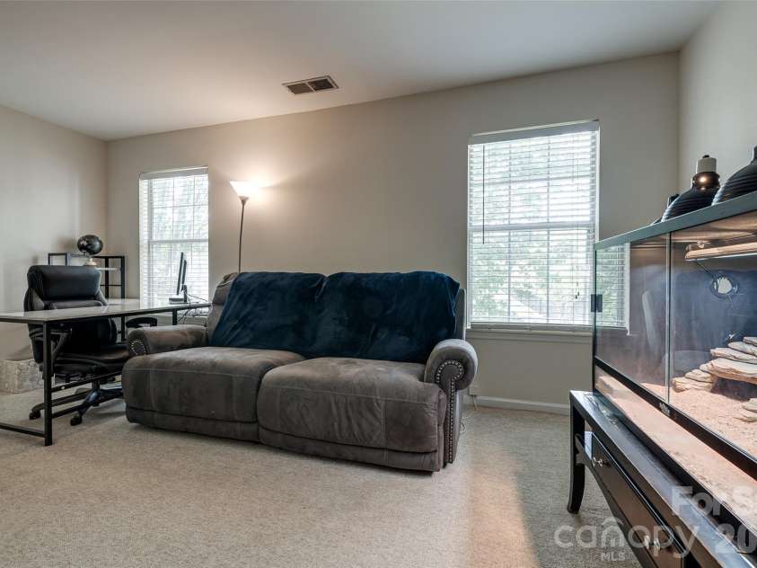 12007 Presnell Place, Charlotte, NC 28273.  MLS# CAR4365163, YatesRealty ID 16208. 