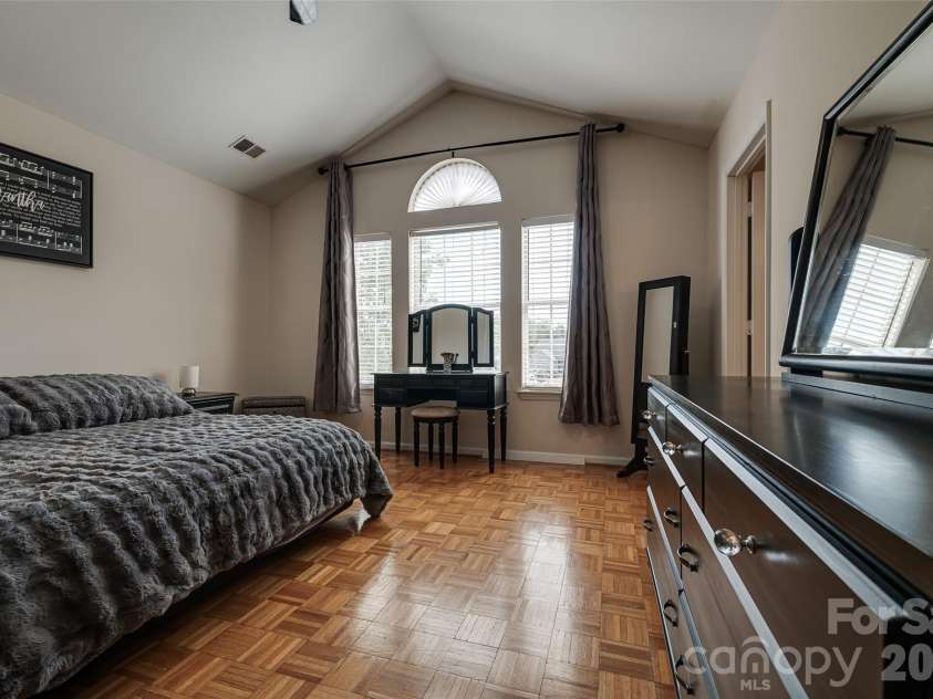 12007 Presnell Place, Charlotte, NC 28273.  MLS# CAR4365163, YatesRealty ID 16208. 