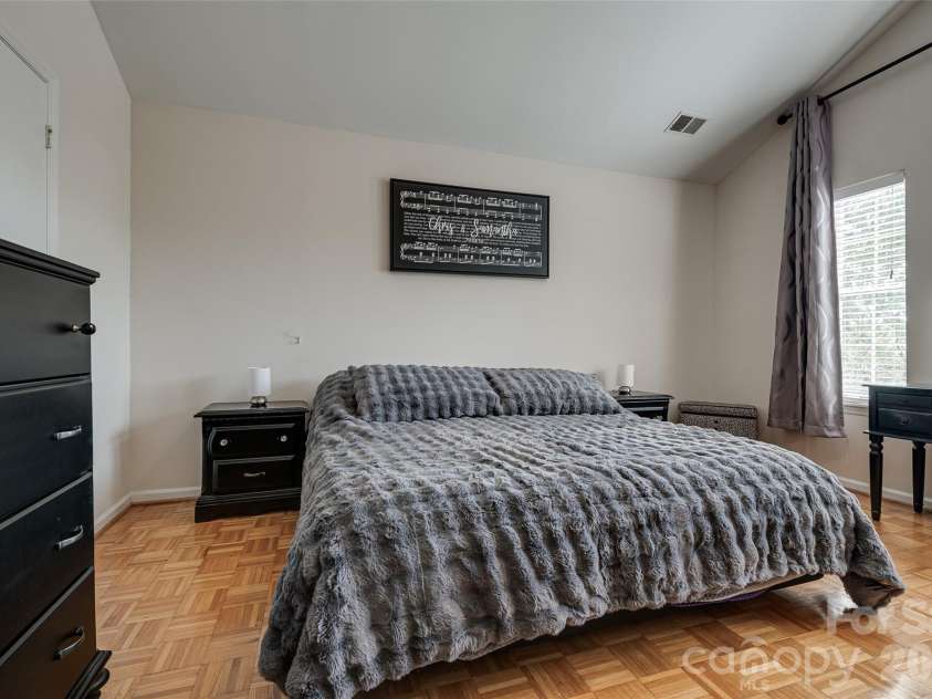 12007 Presnell Place, Charlotte, NC 28273.  MLS# CAR4365163, YatesRealty ID 16208. 