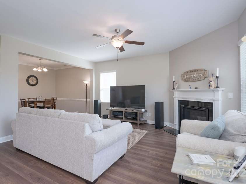 4117 Sunset Ridge Drive, Rock Hill, SC 29732.  MLS# CAR4265419, YatesRealty ID 16208. 