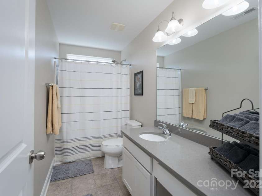 4117 Sunset Ridge Drive, Rock Hill, SC 29732.  MLS# CAR4265419, YatesRealty ID 16208. 