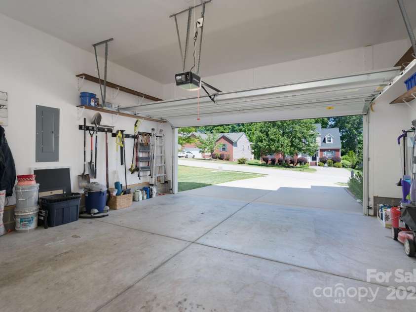 4117 Sunset Ridge Drive, Rock Hill, SC 29732.  MLS# CAR4265419, YatesRealty ID 16208. 