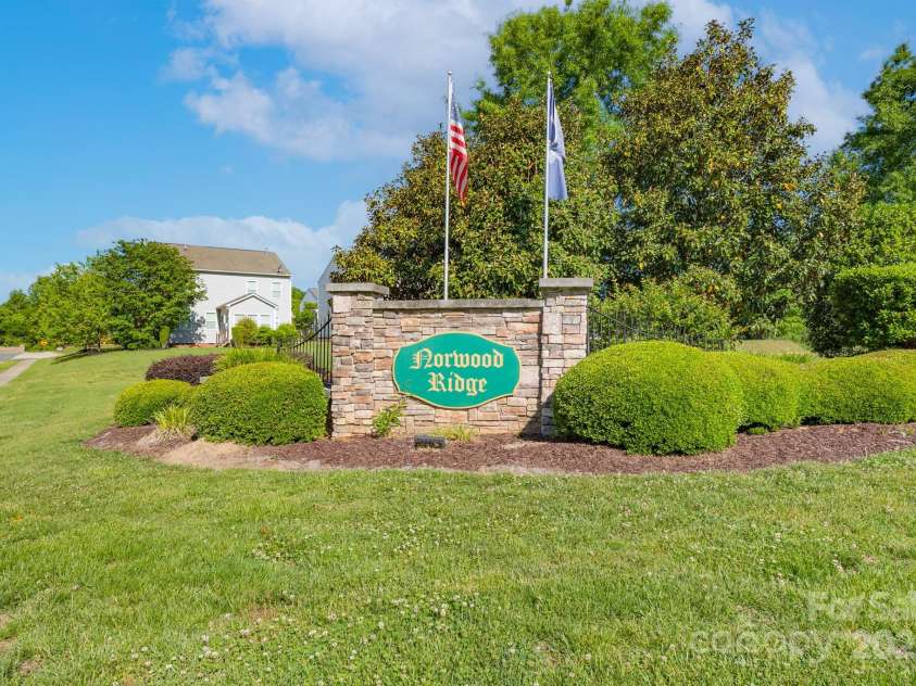 4117 Sunset Ridge Drive, Rock Hill, SC 29732.  MLS# CAR4265419, YatesRealty ID 16208. 