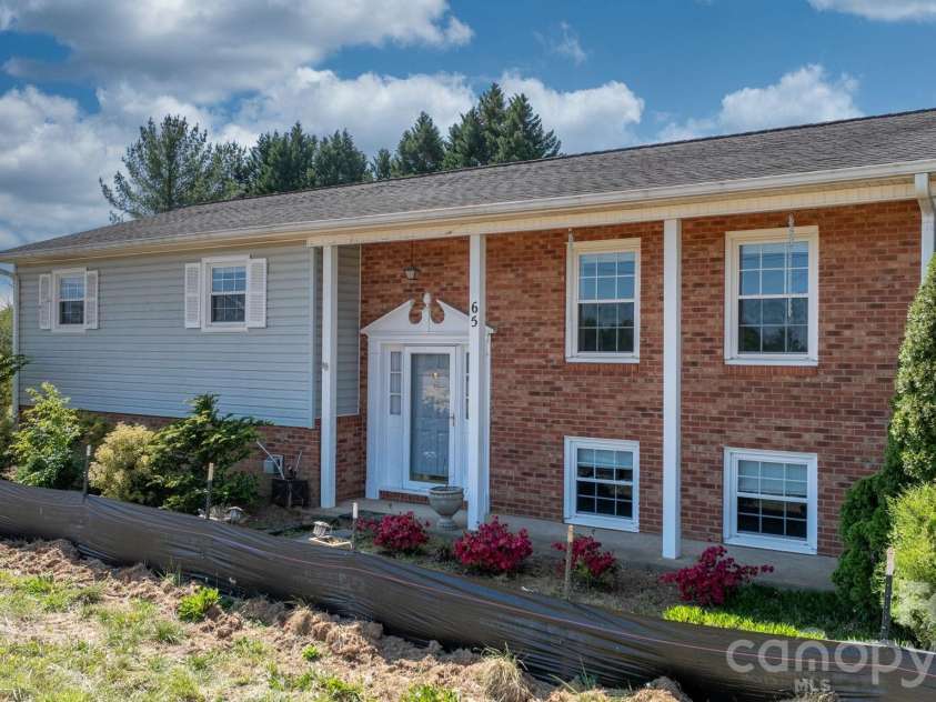65 Pinewood Road, Granite Falls, NC 28630.  MLS# CAR4374012, YatesRealty ID 16209. 