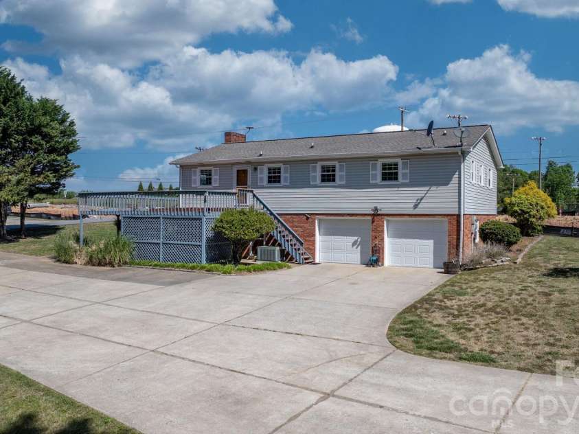 65 Pinewood Road, Granite Falls, NC 28630.  MLS# CAR4374012, YatesRealty ID 16209. 