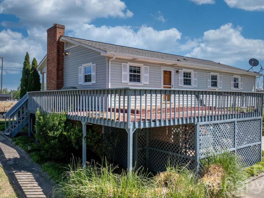 65 Pinewood Road, Granite Falls, NC 28630.  MLS# CAR4374012, YatesRealty ID 16209. 