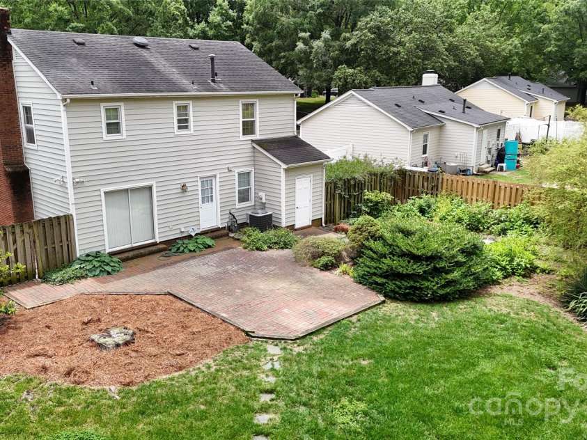 2507 Birnen Drive, Charlotte, NC 28210.  MLS# CAR4263045, YatesRealty ID 16210. Back