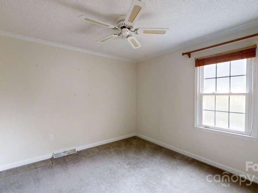 2507 Birnen Drive, Charlotte, NC 28210.  MLS# CAR4263045, YatesRealty ID 16210. Bedroom 3 Upstairs