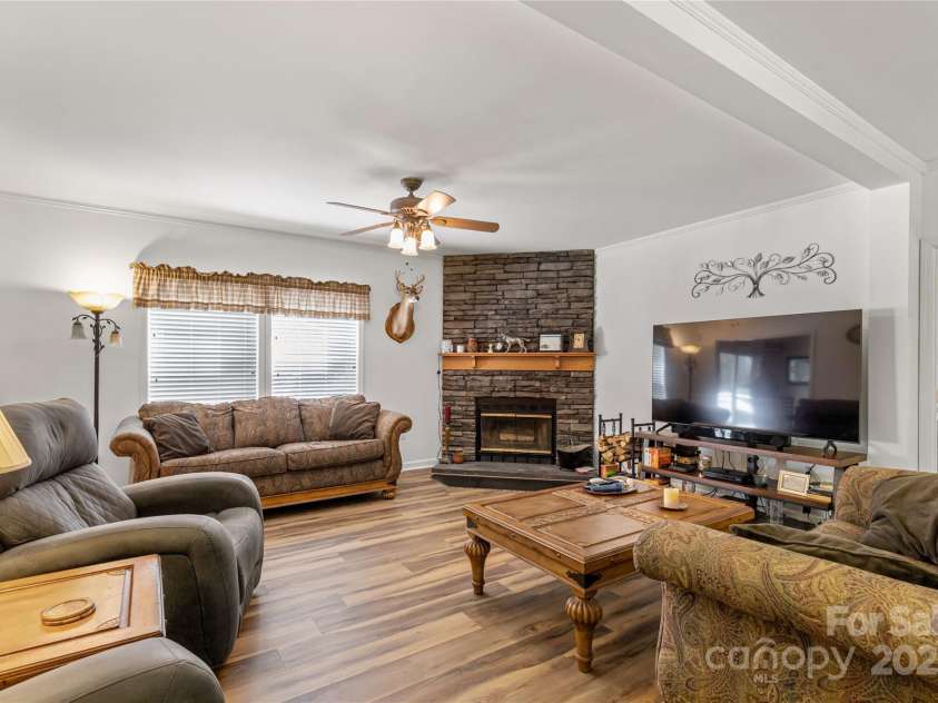 1738 Charlotte Highway, Lancaster, SC 29720.  MLS# CAR4265269, YatesRealty ID 16211. 