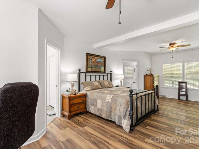 1738 Charlotte Highway, Lancaster, SC 29720.  MLS# CAR4265269, YatesRealty ID 16211. 