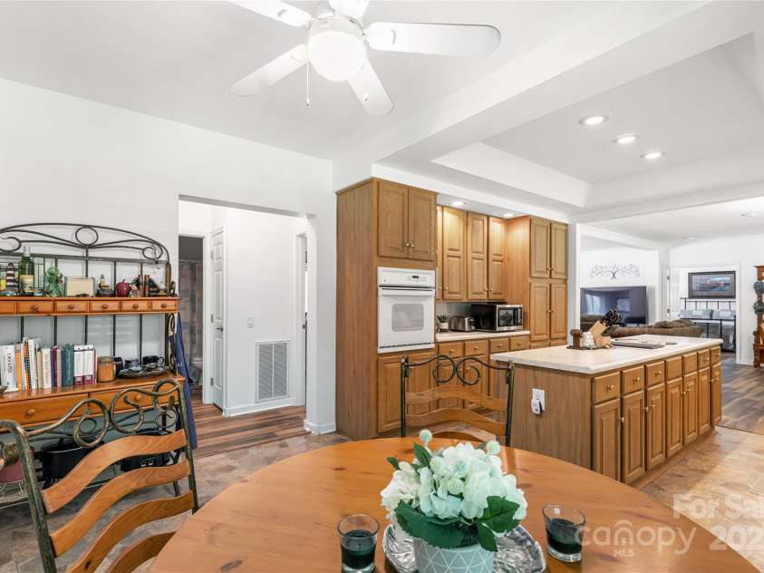 1738 Charlotte Highway, Lancaster, SC 29720.  MLS# CAR4265269, YatesRealty ID 16211. 