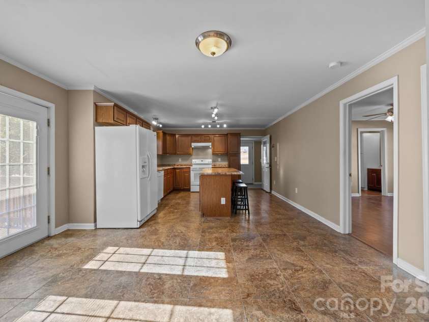 708 Old Charlotte Road, Concord, NC 28027.  MLS# CAR4341638, YatesRealty ID 16211. 