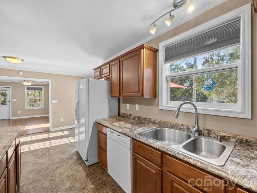 708 Old Charlotte Road, Concord, NC 28027.  MLS# CAR4341638, YatesRealty ID 16211. 