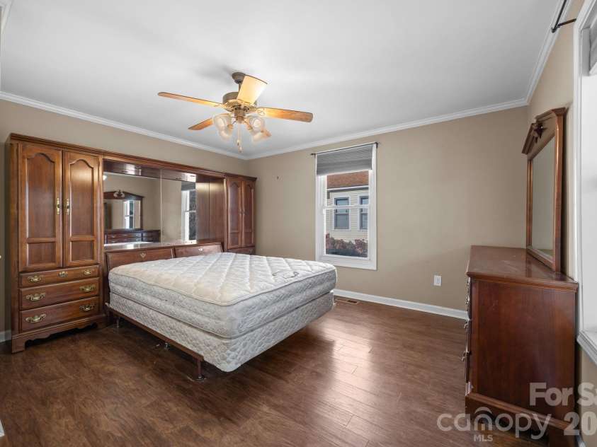 708 Old Charlotte Road, Concord, NC 28027.  MLS# CAR4341638, YatesRealty ID 16211. 