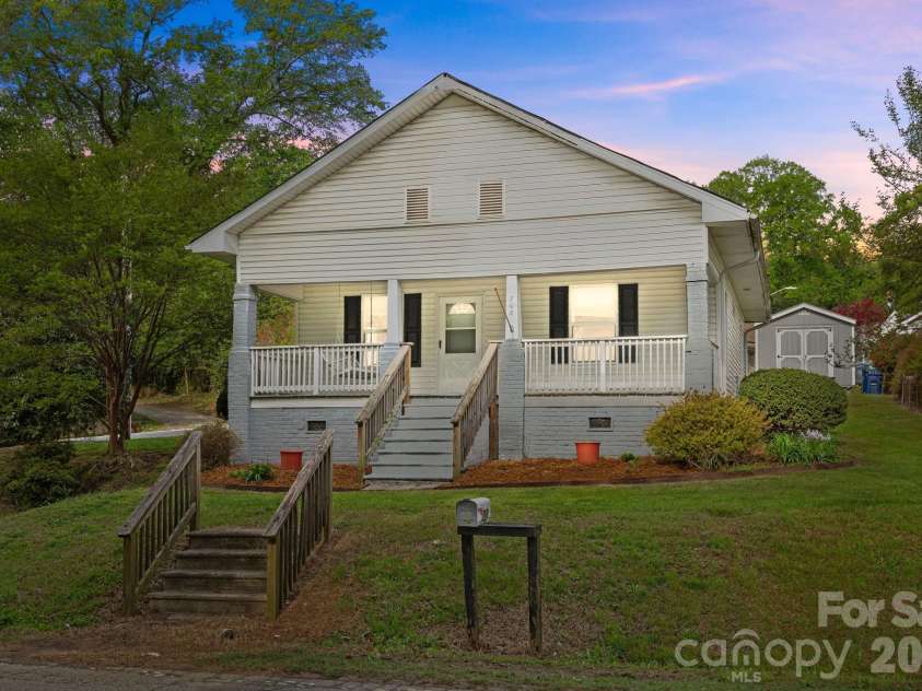 708 Old Charlotte Road, Concord, NC 28027.  MLS# CAR4341638, YatesRealty ID 16211. 
