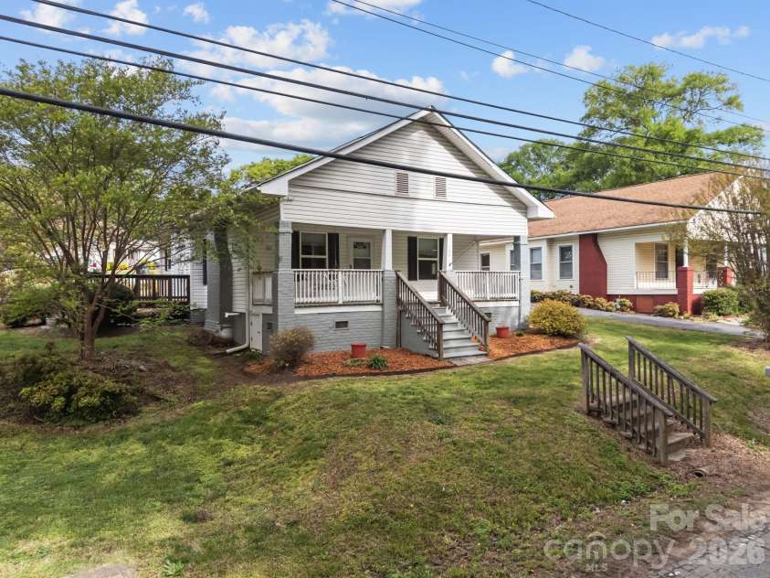 708 Old Charlotte Road, Concord, NC 28027.  MLS# CAR4341638, YatesRealty ID 16211. 