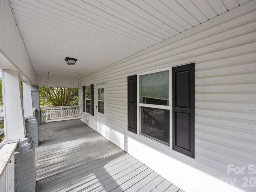 708 Old Charlotte Road, Concord, NC 28027.  MLS# CAR4341638, YatesRealty ID 16211. 