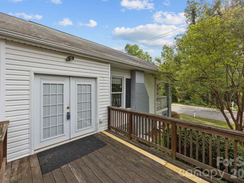 708 Old Charlotte Road, Concord, NC 28027.  MLS# CAR4341638, YatesRealty ID 16211. 