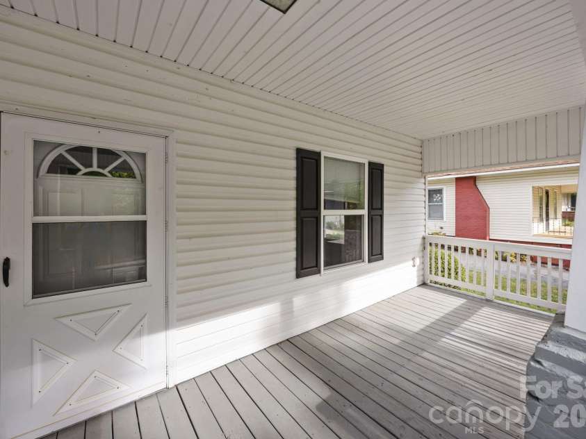 708 Old Charlotte Road, Concord, NC 28027.  MLS# CAR4341638, YatesRealty ID 16211. 