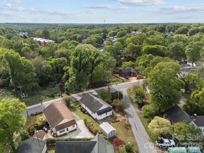 708 Old Charlotte Road, Concord, NC 28027.  MLS# CAR4341638, YatesRealty ID 16211. 