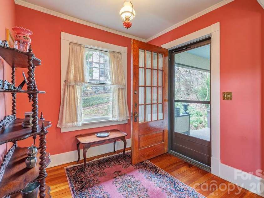 2 Hillside Walk, Asheville, NC 28801.  MLS# CAR4359990, YatesRealty ID 16216. 