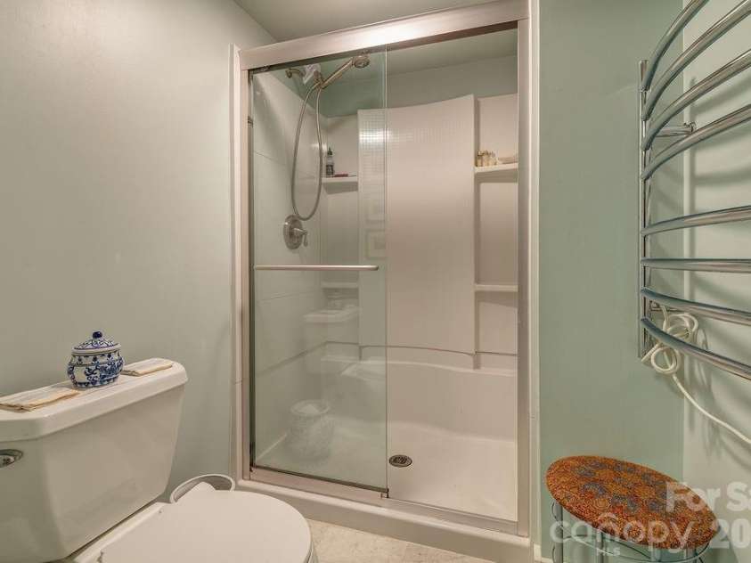 2 Hillside Walk, Asheville, NC 28801.  MLS# CAR4359990, YatesRealty ID 16216. 