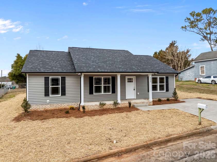 125 Doody Avenue, Norwood, NC 28128.  MLS# CAR4317866, YatesRealty ID 16217. 